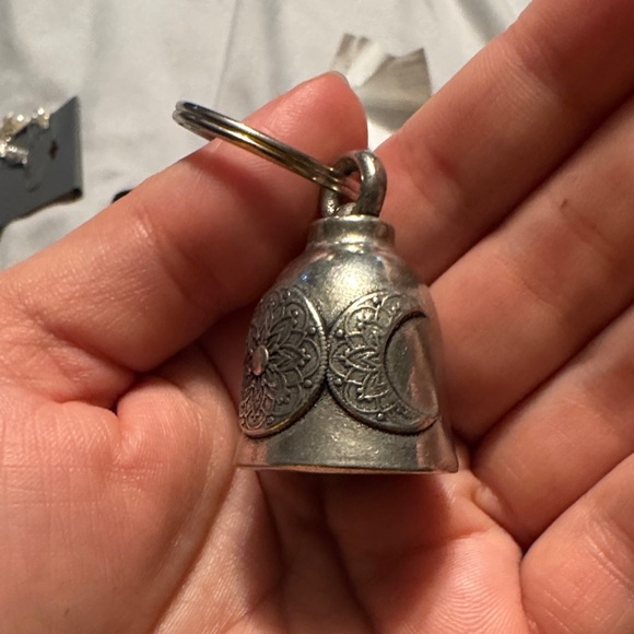 Guardian Bell - Picture 3 of 5